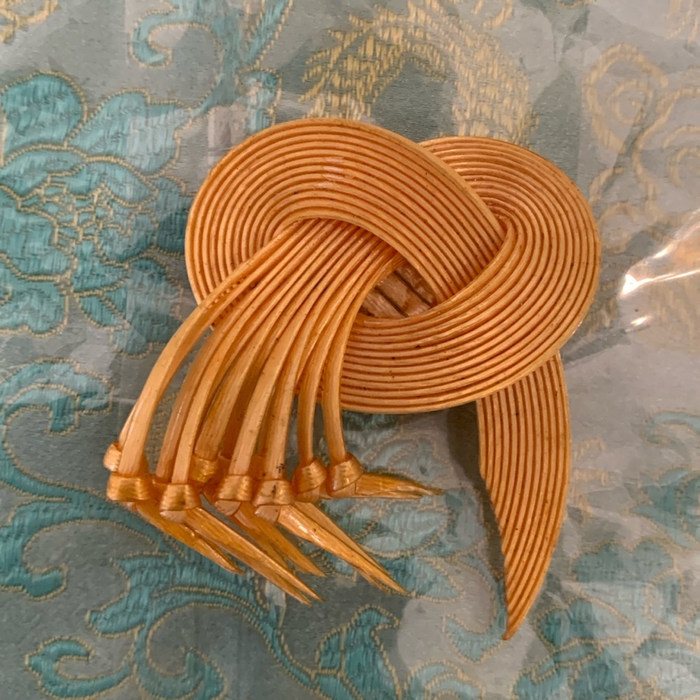 Vintage quilled bamboo brooch